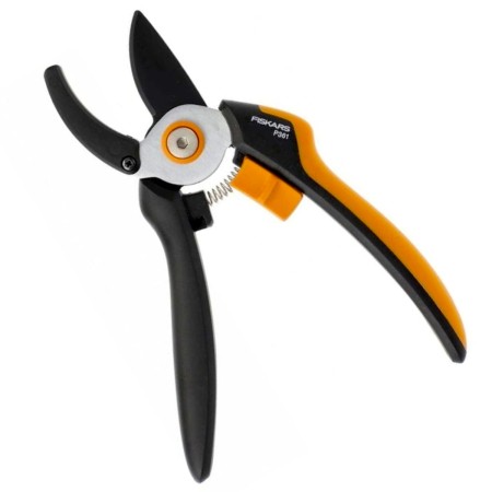 pol_pl_Sekator-kowadelkowy-Fiskars-P361-24396_3